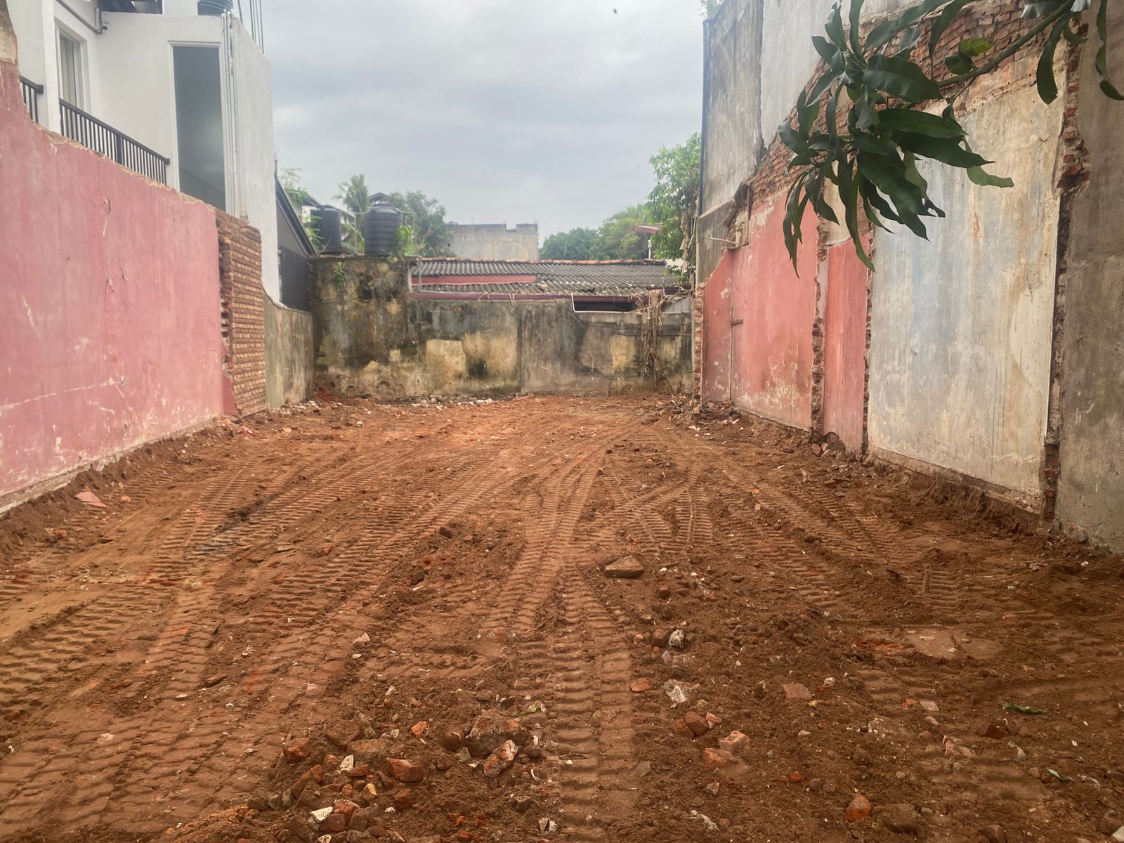 6.5 Perches Land for Sale in Ebert Lane, Rathmalana.