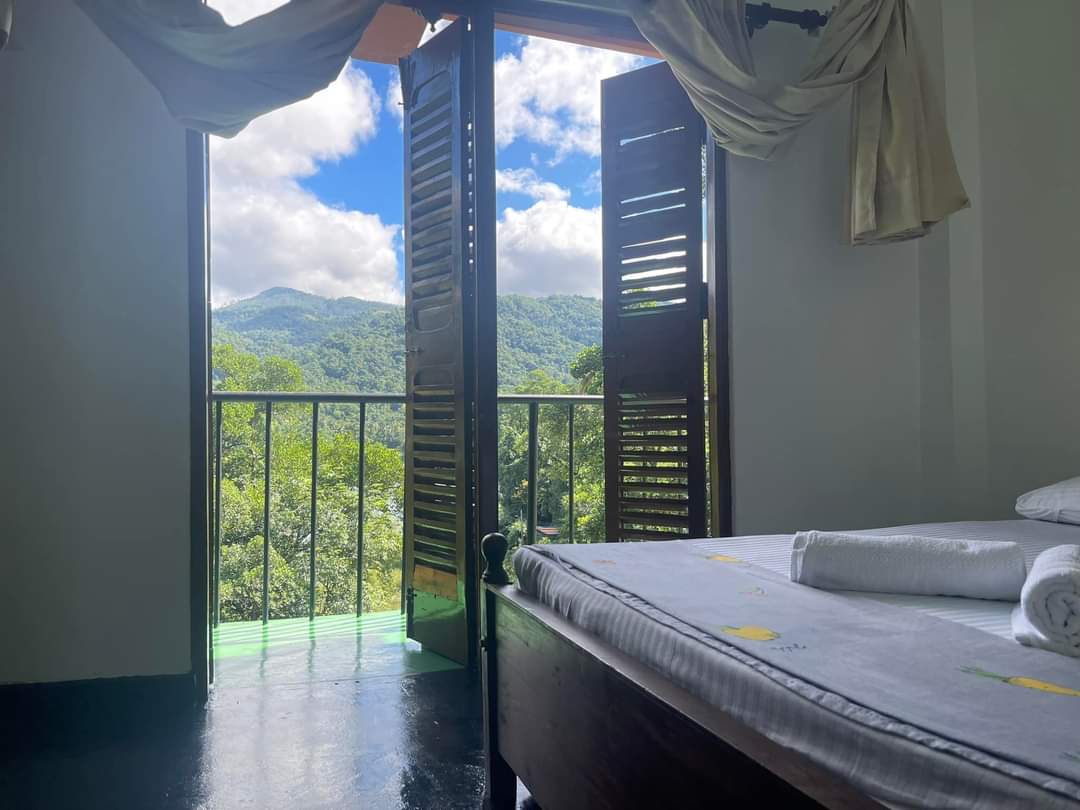 Guest House for Sale at Oruthota road, Digana, Kandy.