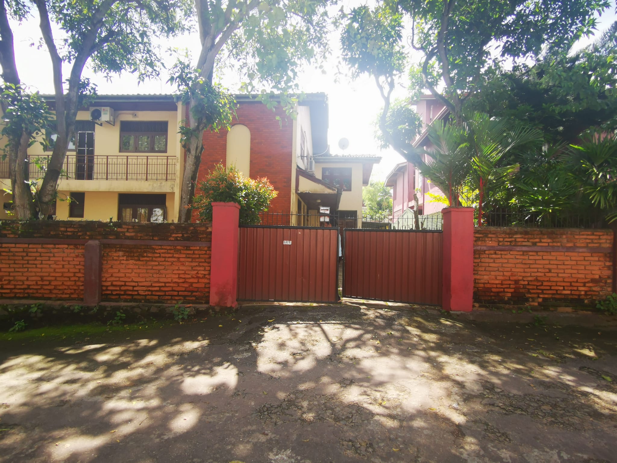 Land for Sale with an Old House