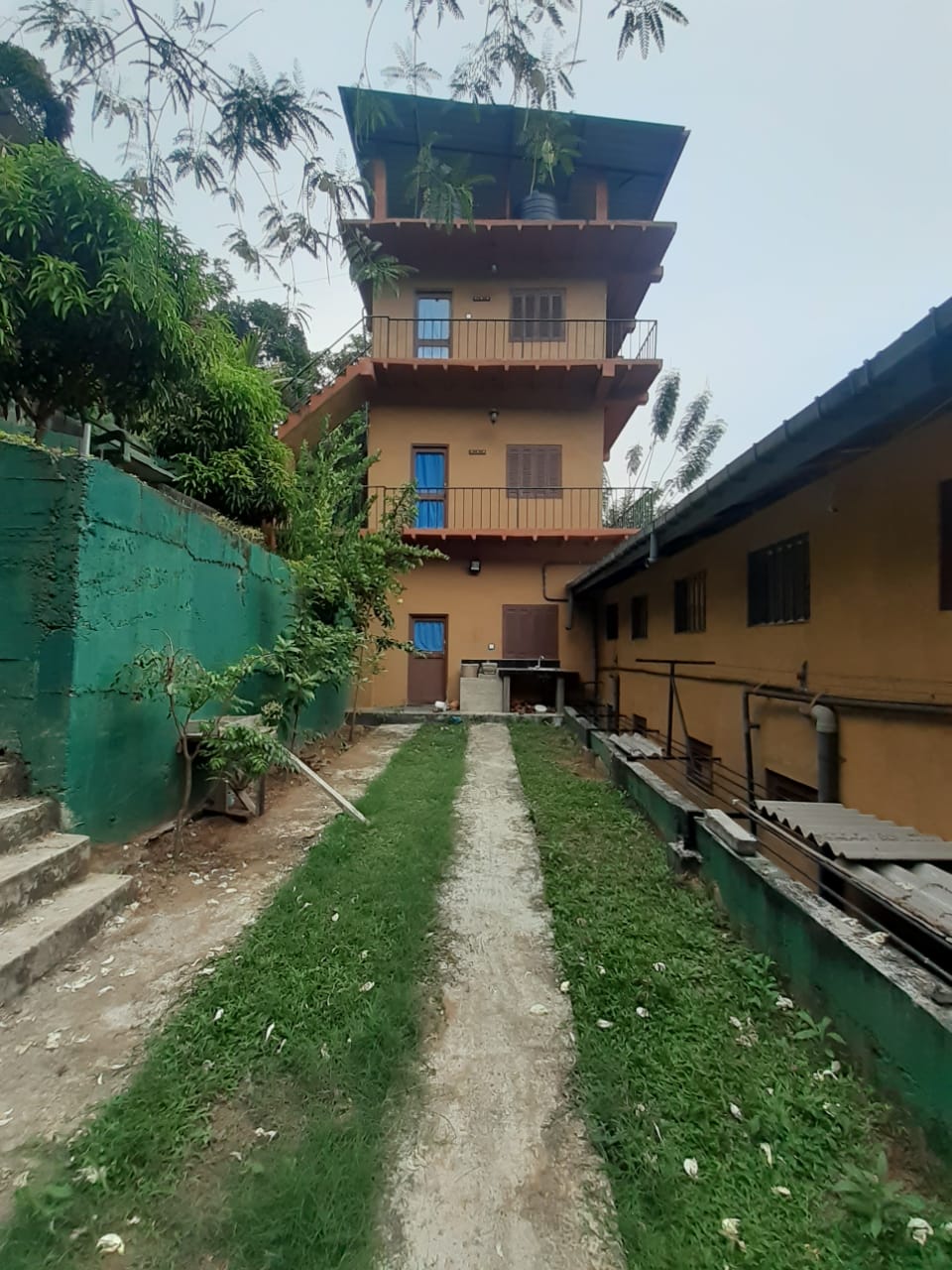 Guest House for Sale at Oruthota road, Digana, Kandy.