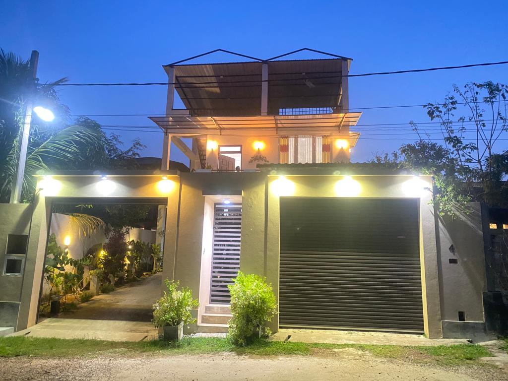 Luxury 3 Storied House for Sale in Liberty Court, Ma-Eliya, Ja-Ela.