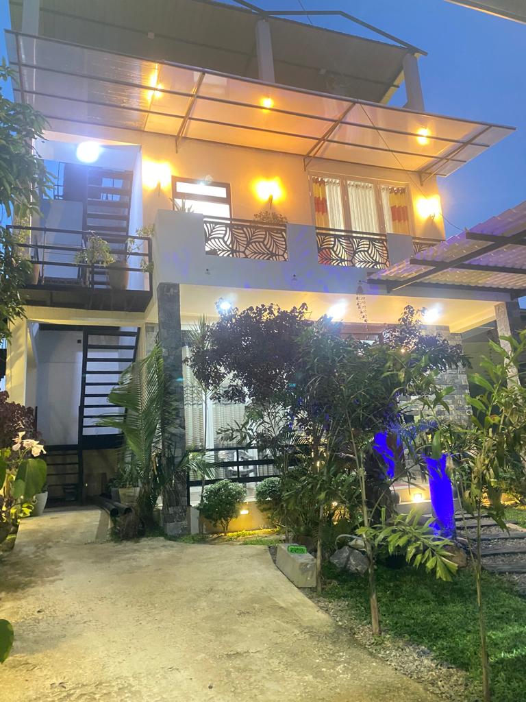 Luxury 3 Storied House for Sale in Liberty Court, Ma-Eliya, Ja-Ela.