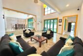 Luxury House for Rent in Forest Drive, Pannipitiya Road, Thalawathugoda.