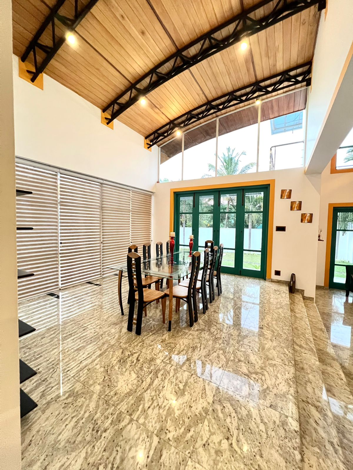 Luxury House for Rent in Forest Drive, Pannipitiya Road, Thalawathugoda.