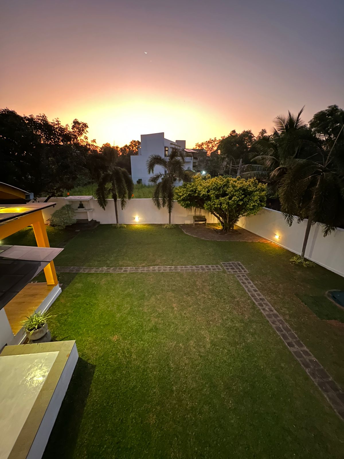 Luxury House for Rent in Forest Drive, Pannipitiya Road, Thalawathugoda.