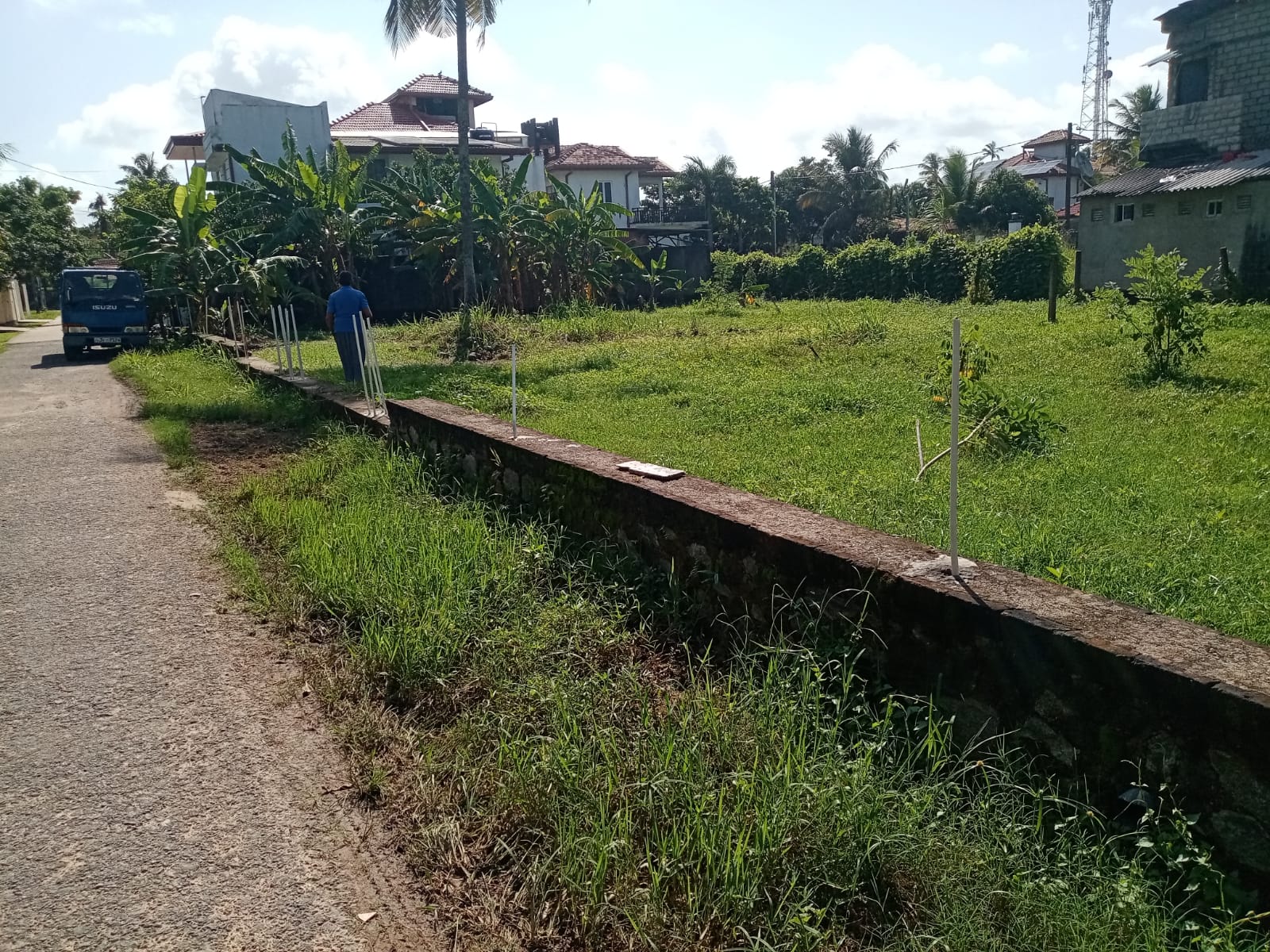 Land for Sale at Royal Garden Residences, Kularathna Mawatha, Akkarapanaha, Negombo.