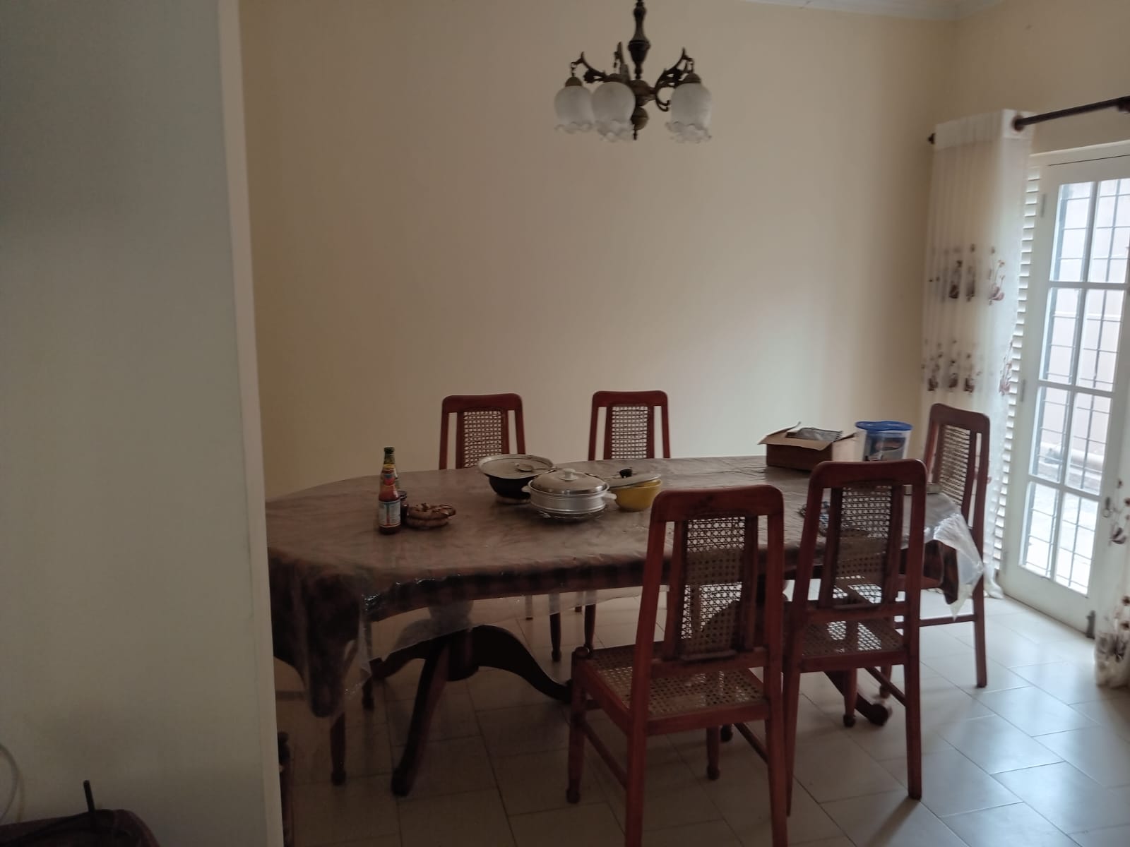 House for rent in Thalapathpitiya road, Nugagoda.