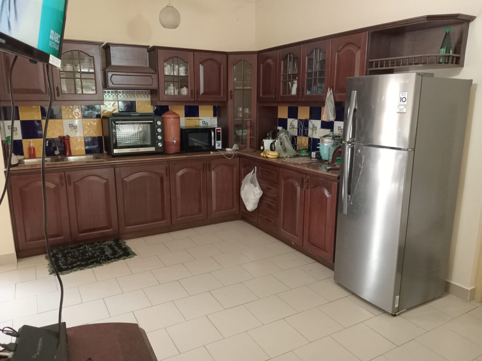 House for rent in Thalapathpitiya road, Nugagoda.