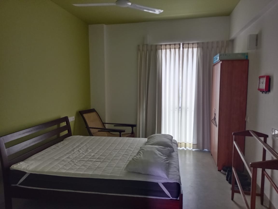 Sea View facing Apartment for short term rent in Marine Drive, Dehiwala.