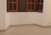 Main road facing House for rent in Robert Gunawardhena Mawatha, Battaramulla.