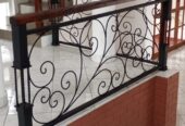 Main road facing House for rent in Robert Gunawardhena Mawatha, Battaramulla.