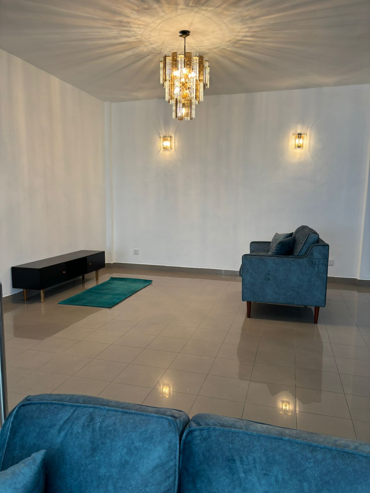 Furnished Apartment for Rent in Rosmead Place, Colombo 7.
