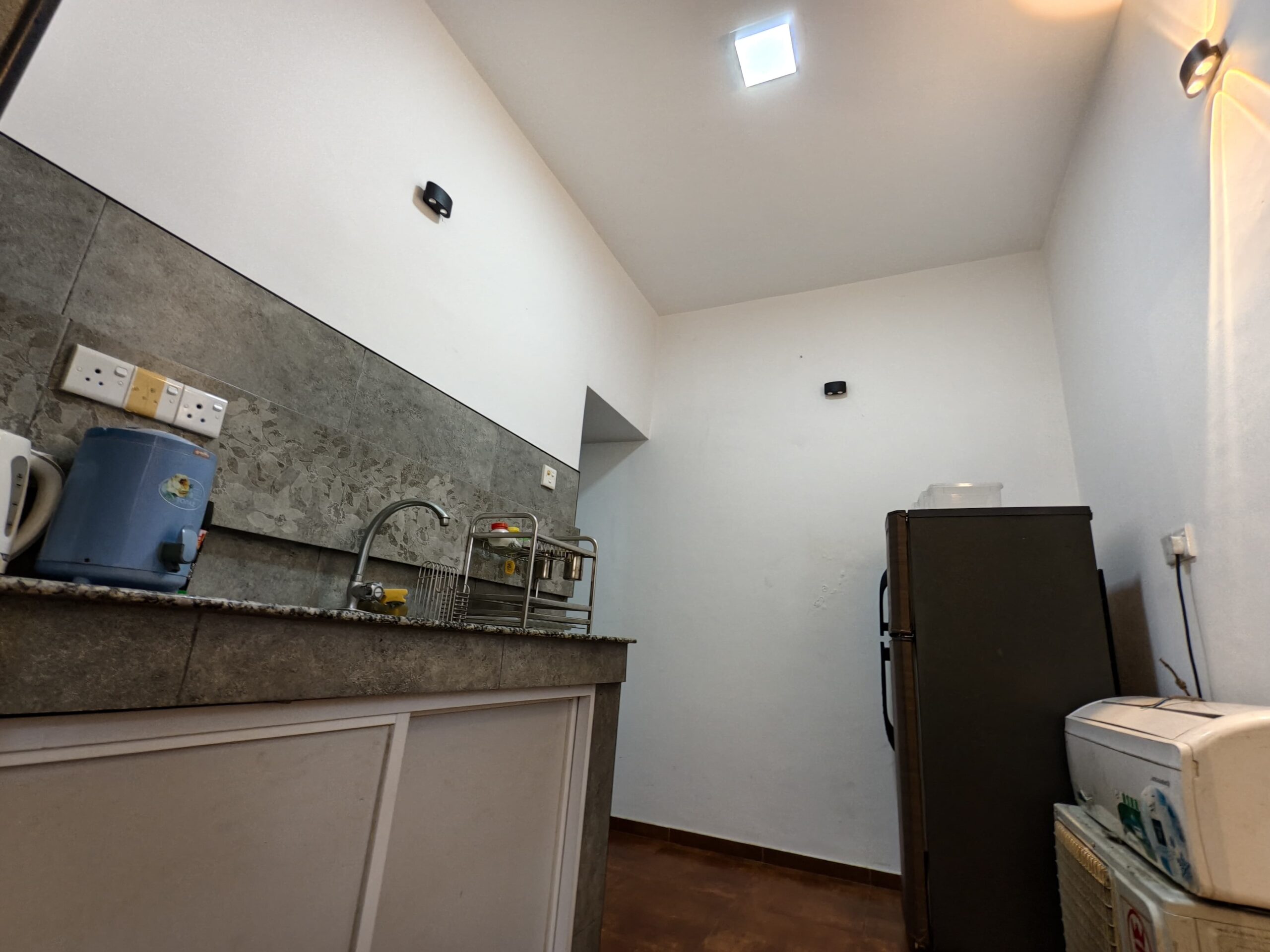 Furnished Luxury Apartment for Rent in Halpe Mawatha, Kandana.