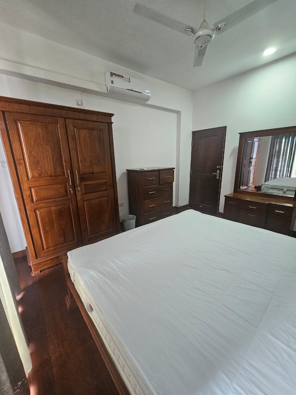 Furnished Apartment for Rent in Templers Place, Mount Lavinia.