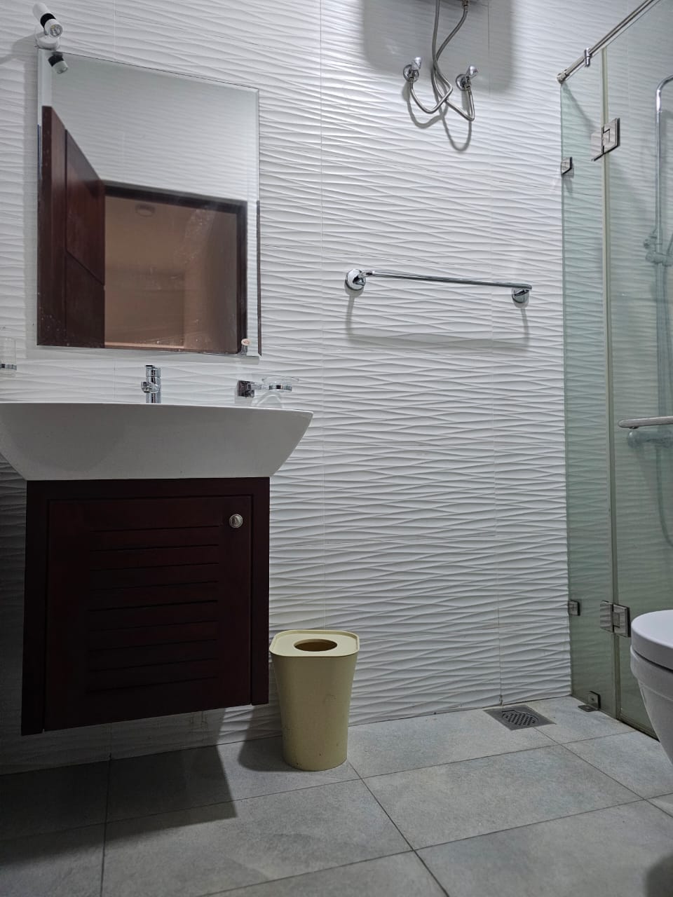 Furnished Apartment for Rent in Templers Place, Mount Lavinia.