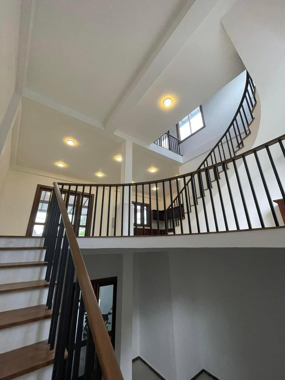 3 Storied House for Rent in Polgasowita Road, Mathegoda.