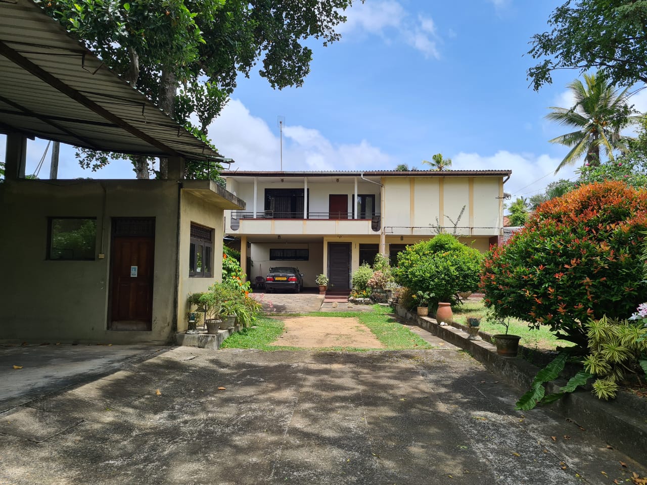 Warehouse + Office + House for Rent in Waragoda, Kelaniya. 