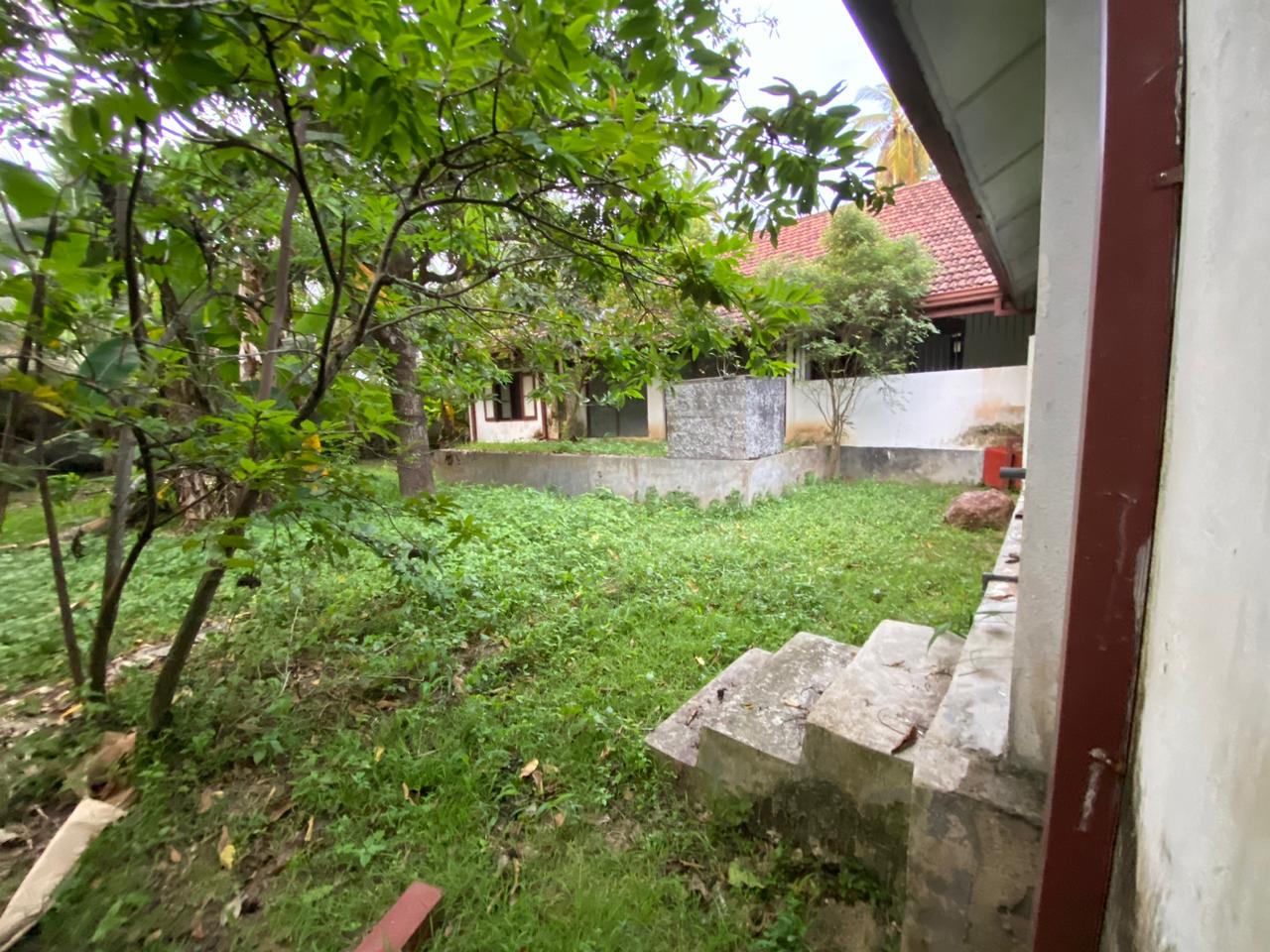 House for Rent in Ja-Ela.  Only for Stores or Office purposes.