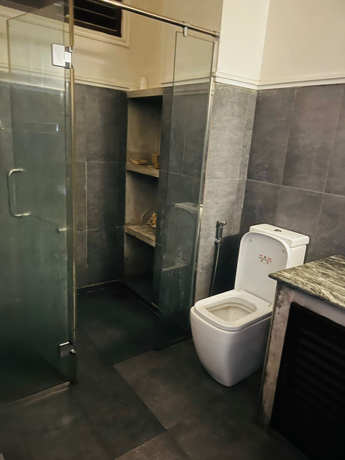 Fully Furnished Luxury House for Rent in Madiwela, Kotte (Near Monarch Imperial).