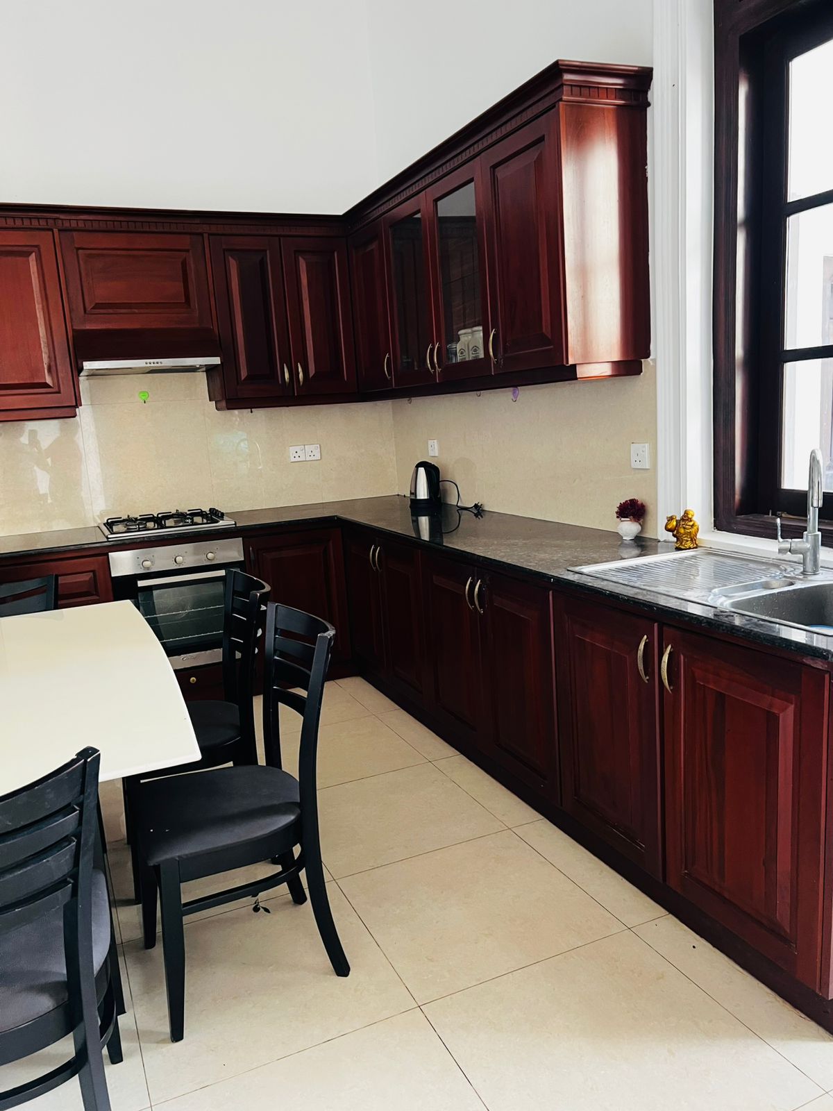 Fully Furnished Luxury House for Rent in Madiwela, Kotte (Near Monarch Imperial).