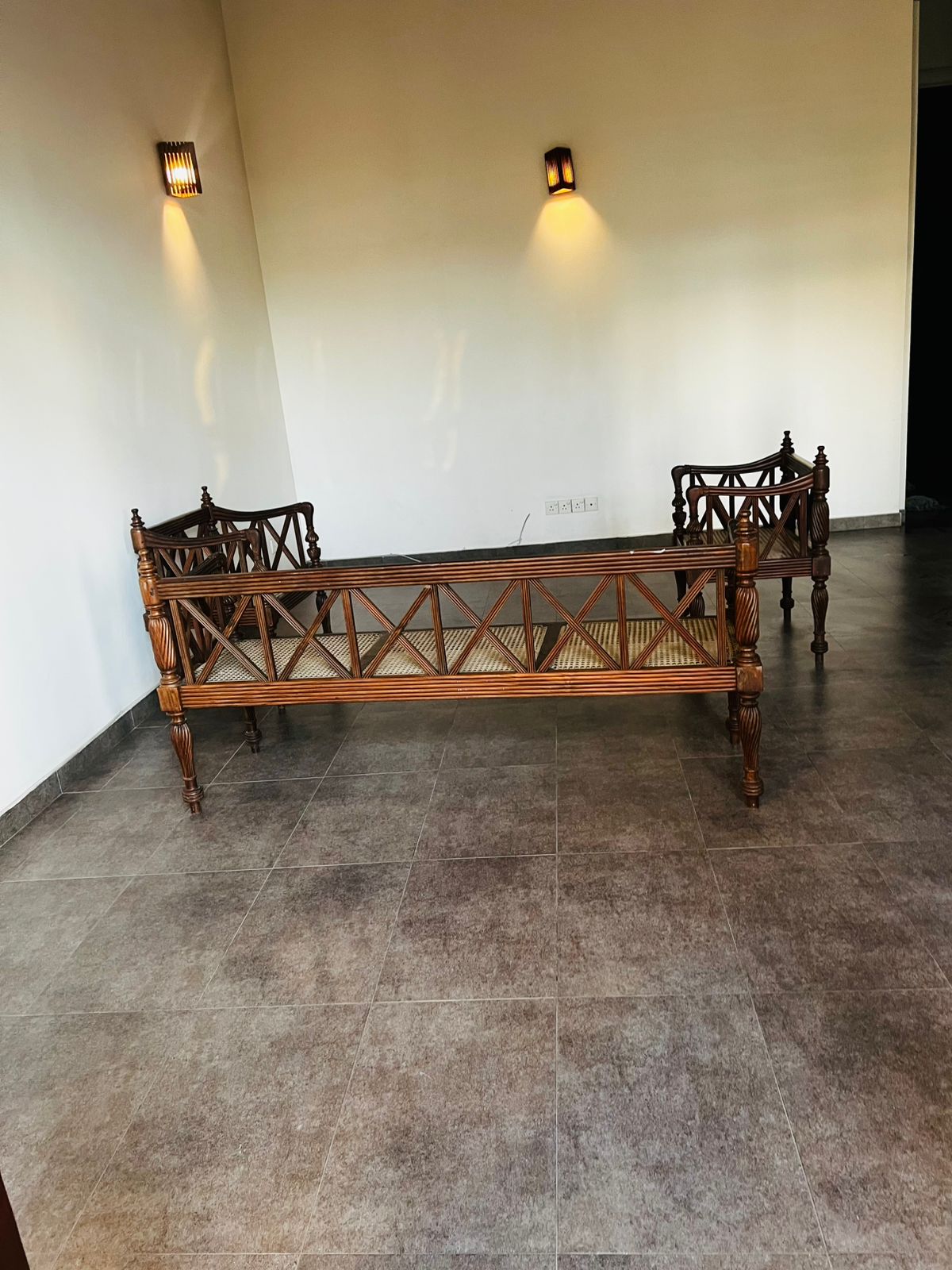 Fully Furnished Luxury House for Rent in Madiwela, Kotte (Near Monarch Imperial).