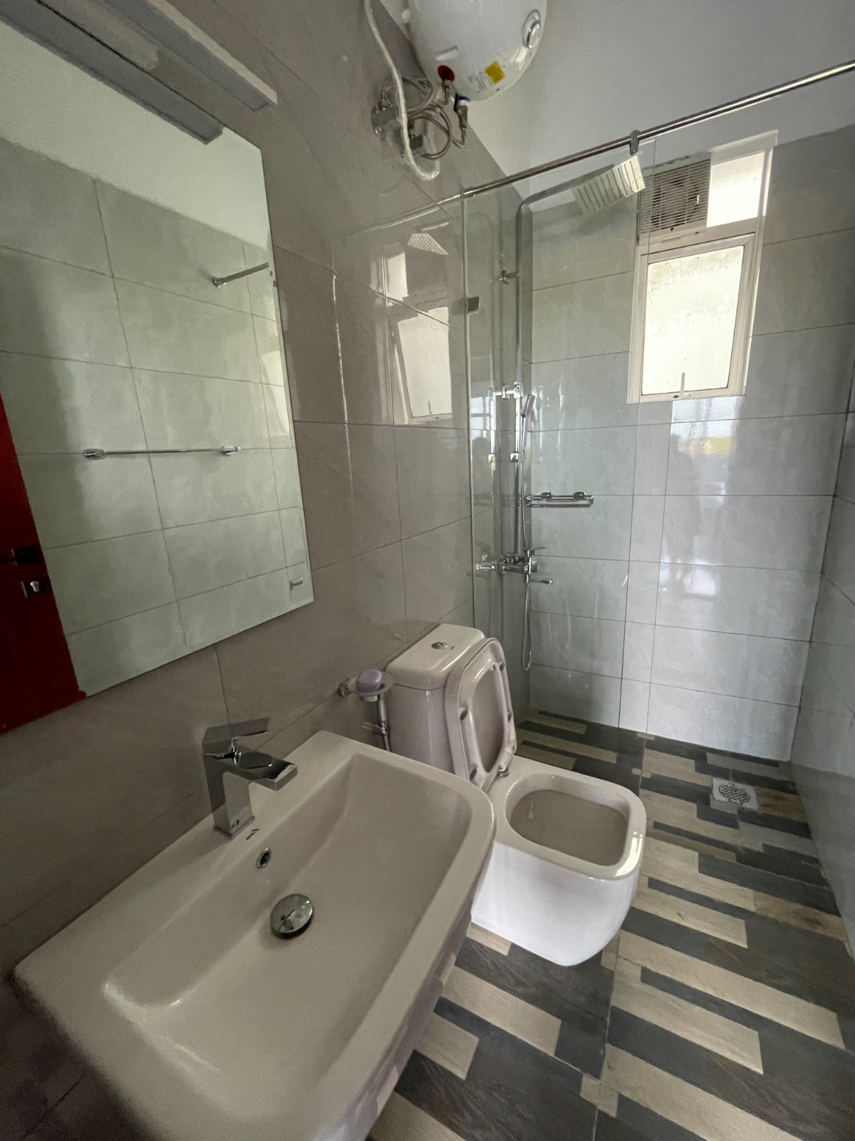 Brand New Apartment for Rent in Wattala.