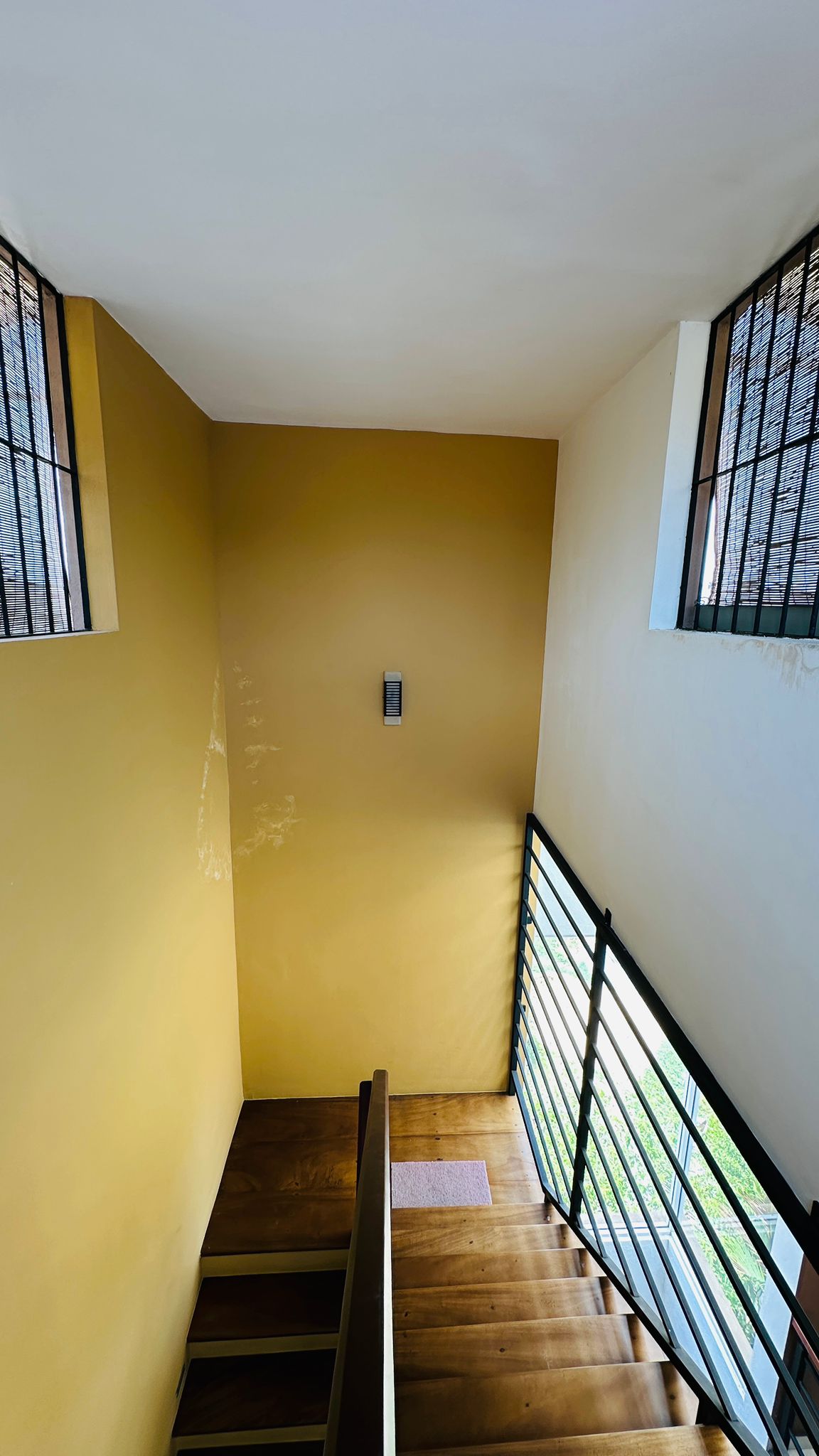 Modern 2-Storied House for Rent in Suhada Mawatha, Kalapaluwawa, Rajagiriya.