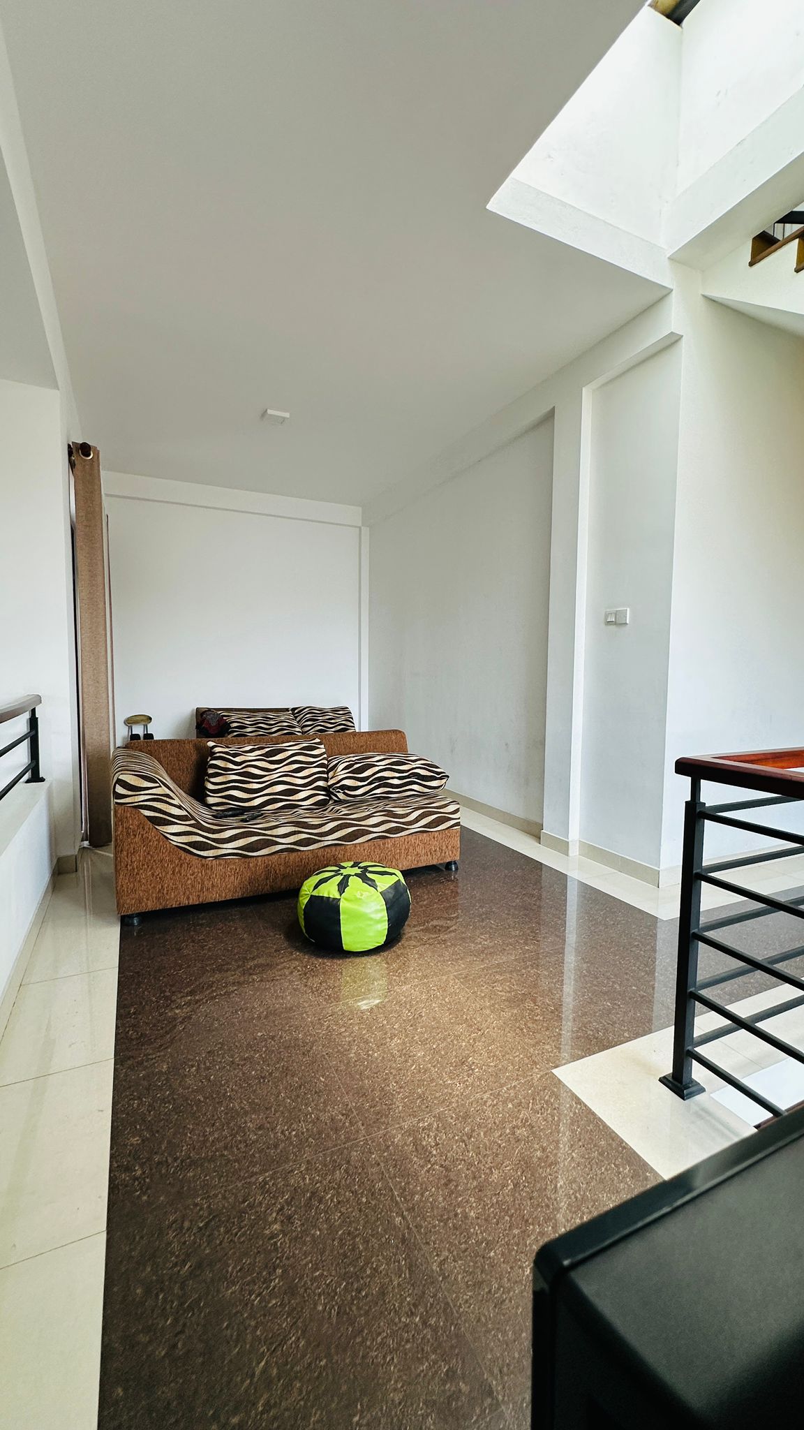 Modern 2-Storied House for Rent in Suhada Mawatha, Kalapaluwawa, Rajagiriya.