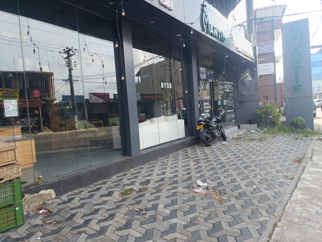 Commercial Building for Rent – 3,100 sq.ft | Lake Road, Boralesgamuwa