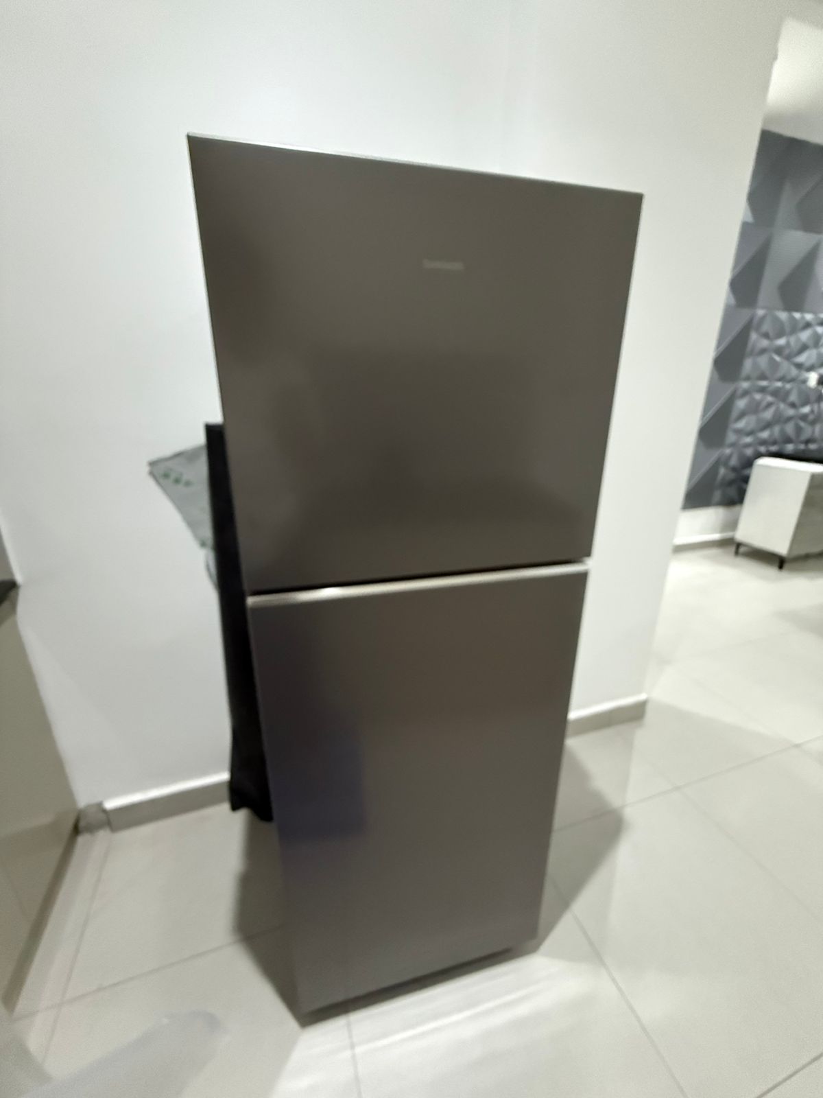 Fully Furnished Apartment for Rent in Coral Plus – Marine Drive, Rigdeway Avenue, Colombo 04.