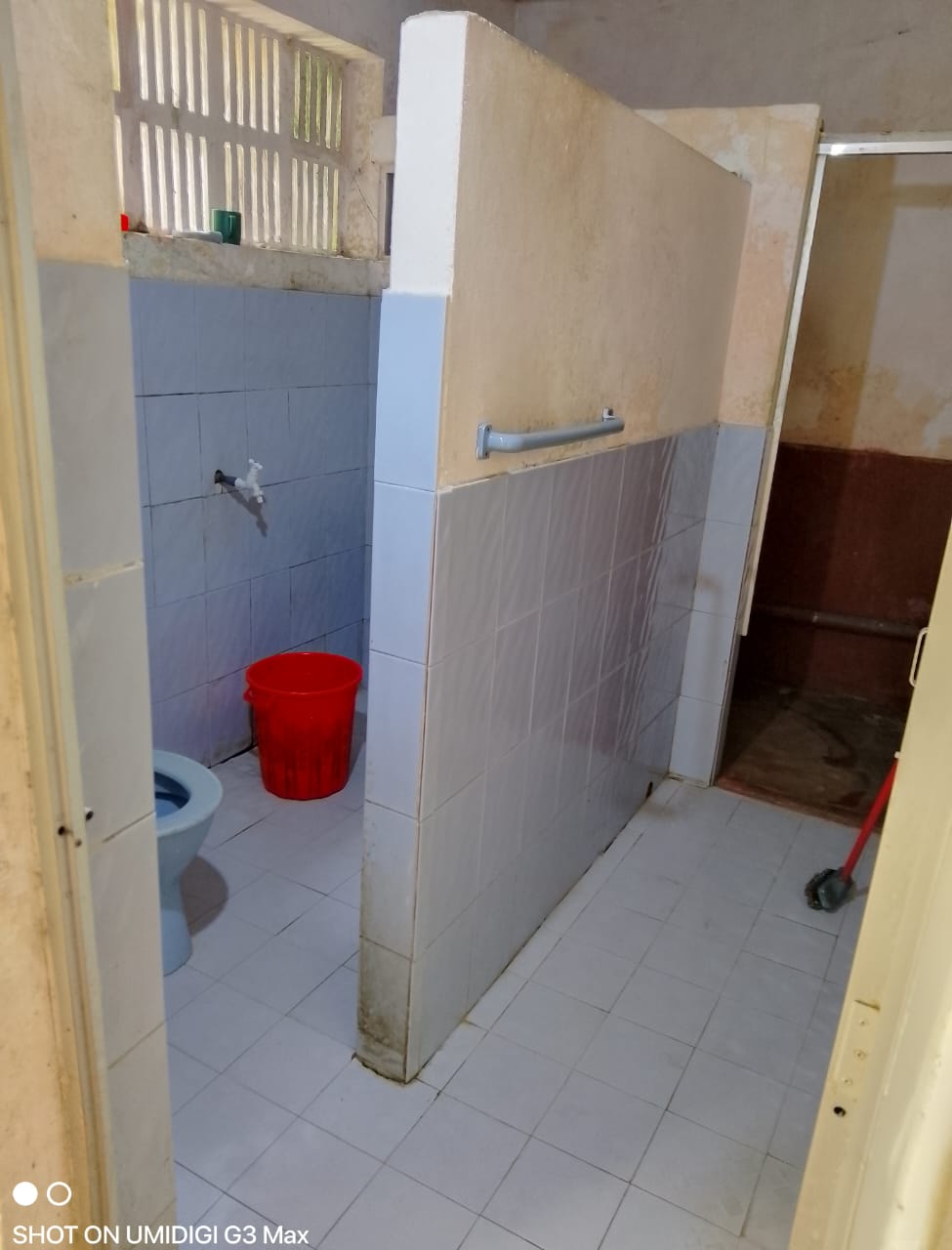 Upper Floor House Unit for Rent in Kadawatha Road, Nedimala, Dehiwala