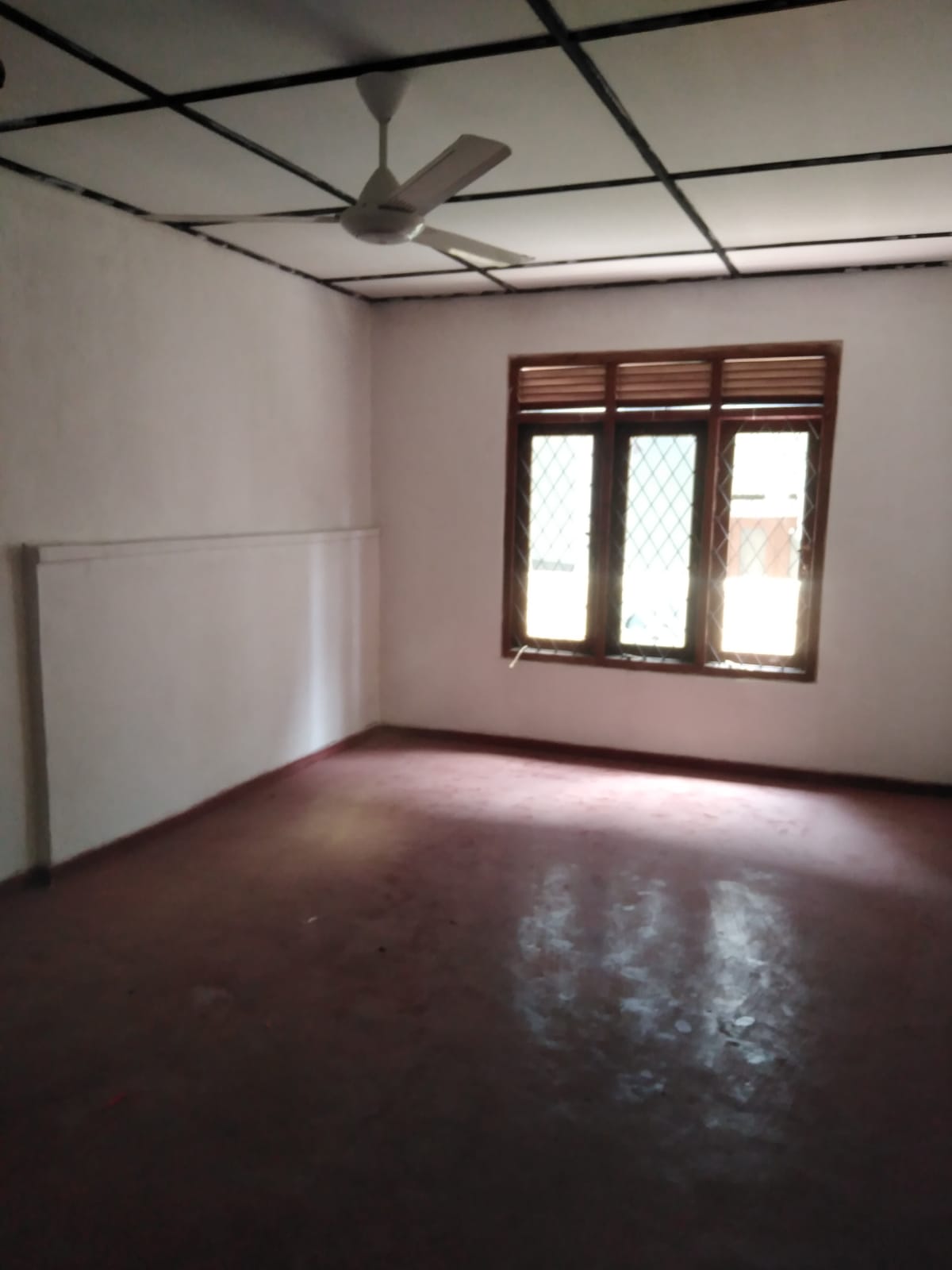 Upper Floor House Unit for Rent in Kadawatha Road, Nedimala, Dehiwala