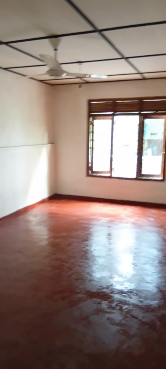 Upper Floor House Unit for Rent in Kadawatha Road, Nedimala, Dehiwala