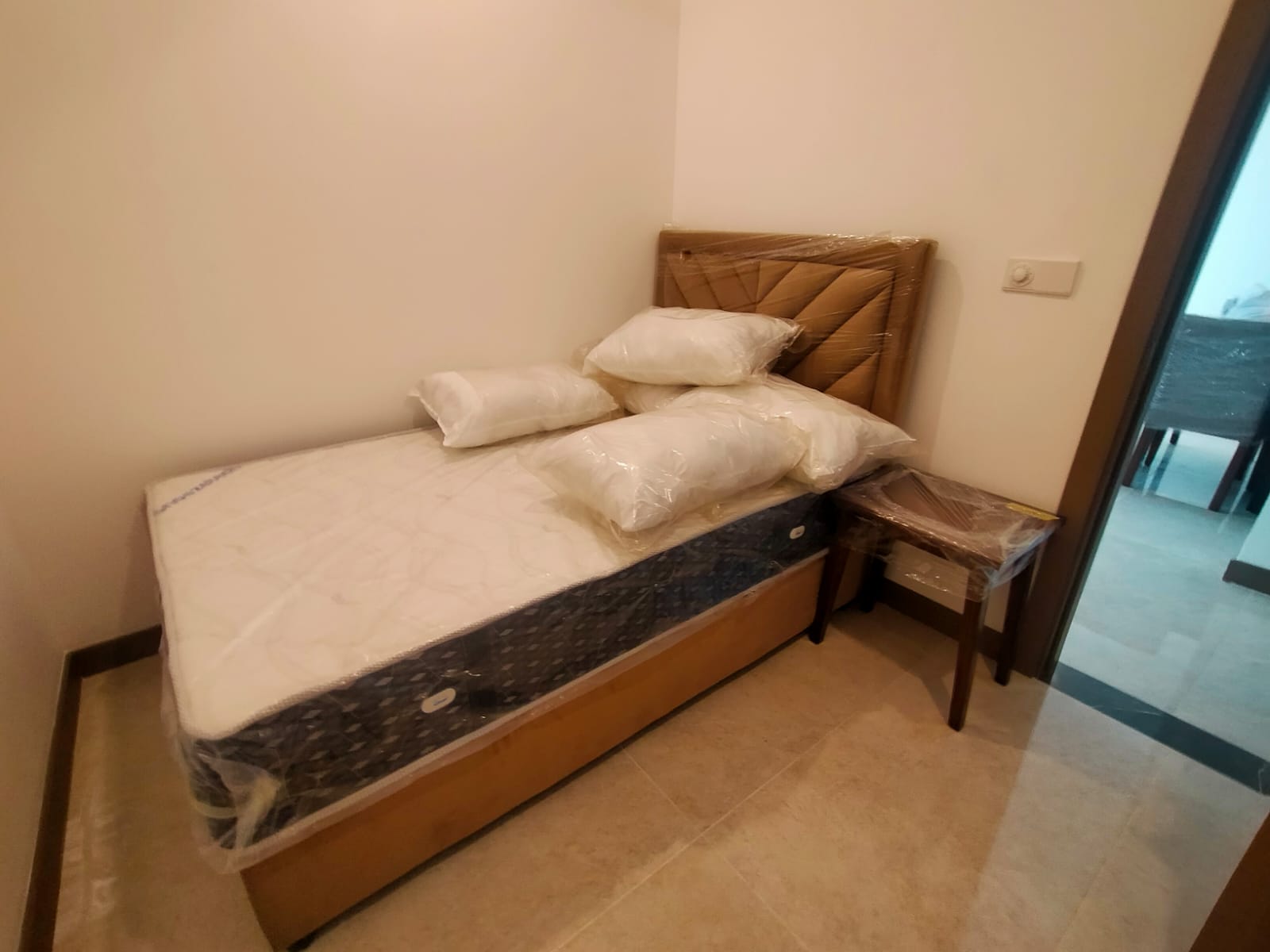 Brand New Apartment for Rent in Marina Square, Colombo 15