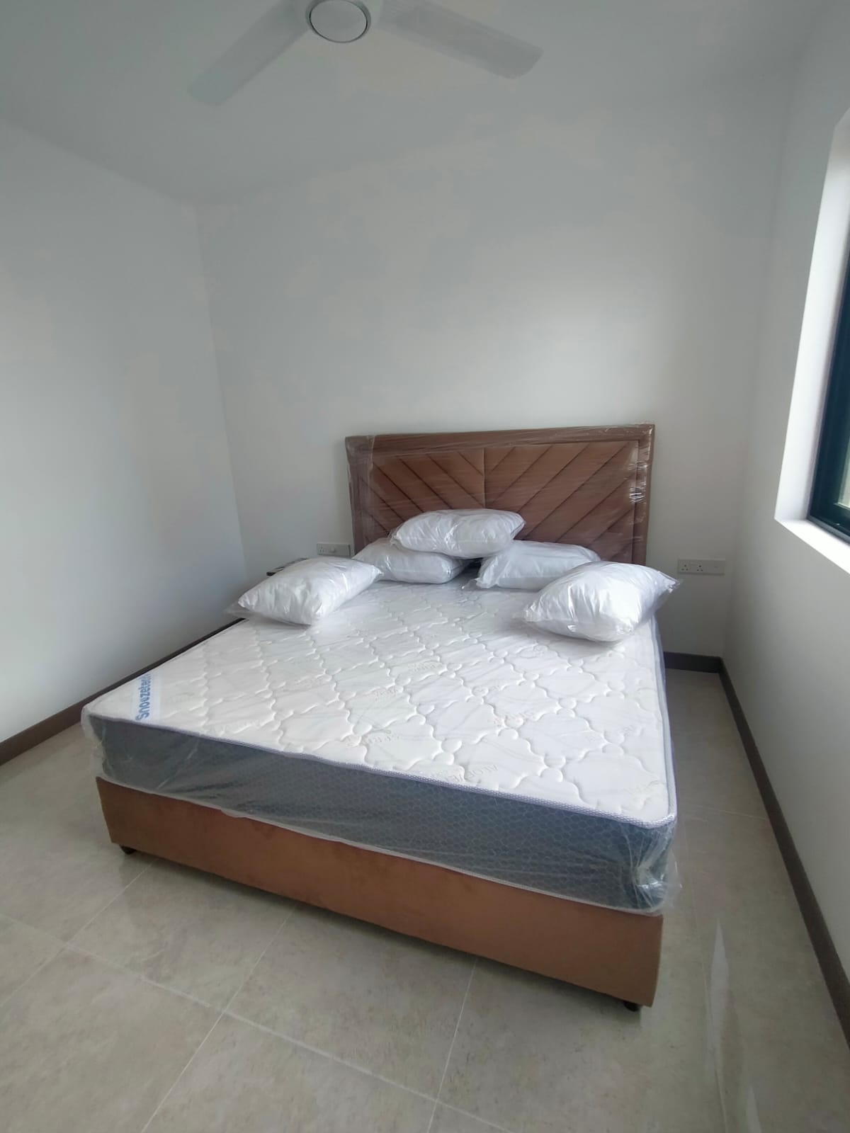 Brand New Apartment for Rent in Marina Square, Colombo 15
