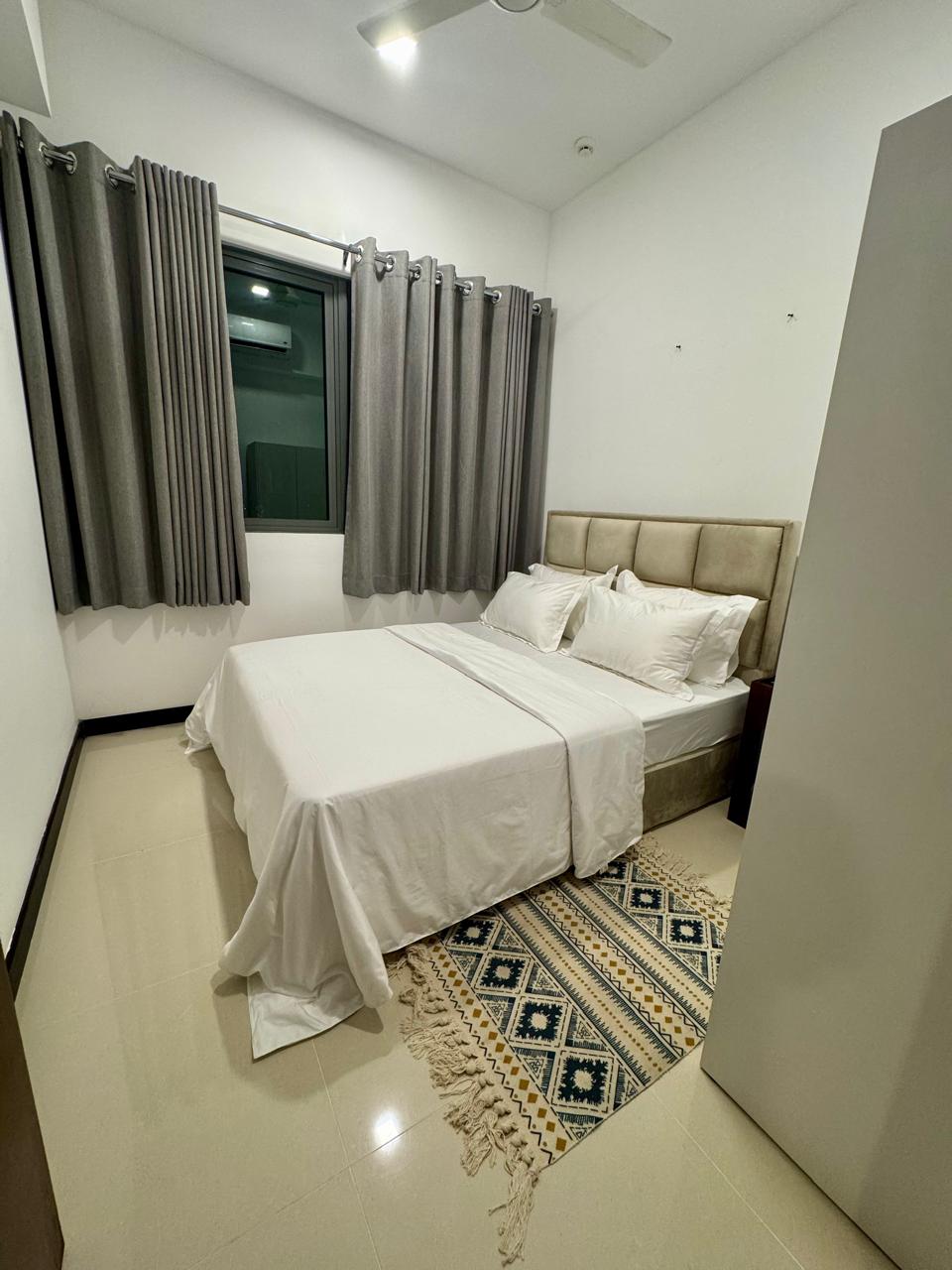 FURNISHED APARTMENT for SALE in Tri-Zen Tower 2 in Colombo 2Tower 2