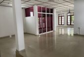 Upper Floor Unit for Rent in Polhengoda Road, Colombo 5