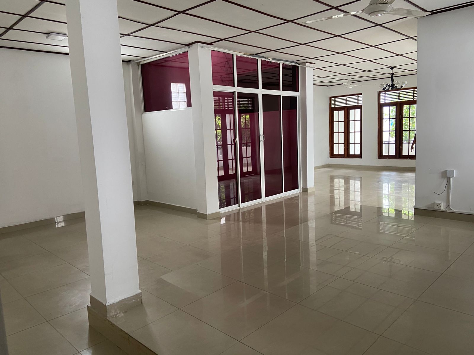 Upper Floor Unit for Rent in Polhengoda Road, Colombo 5