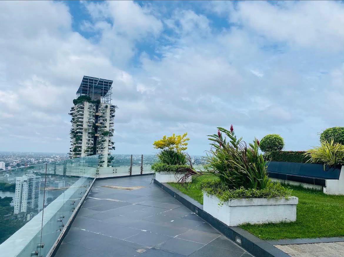 Furnished Apartment for Rent in Fairway Sky Gardens in Rajagiriya.