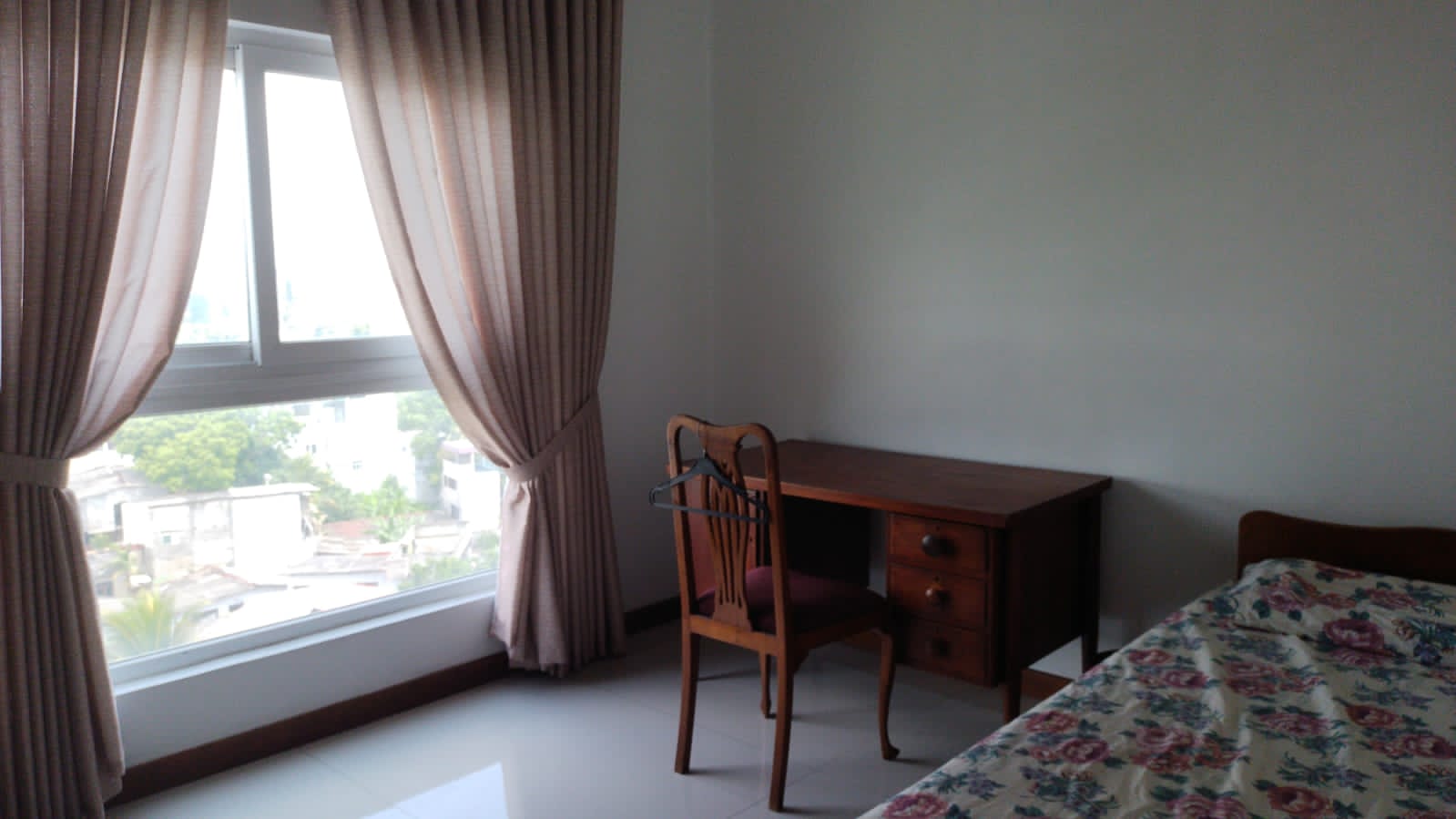 Furnished Apartment for Rent in Fairway Sky Gardens in Rajagiriya.