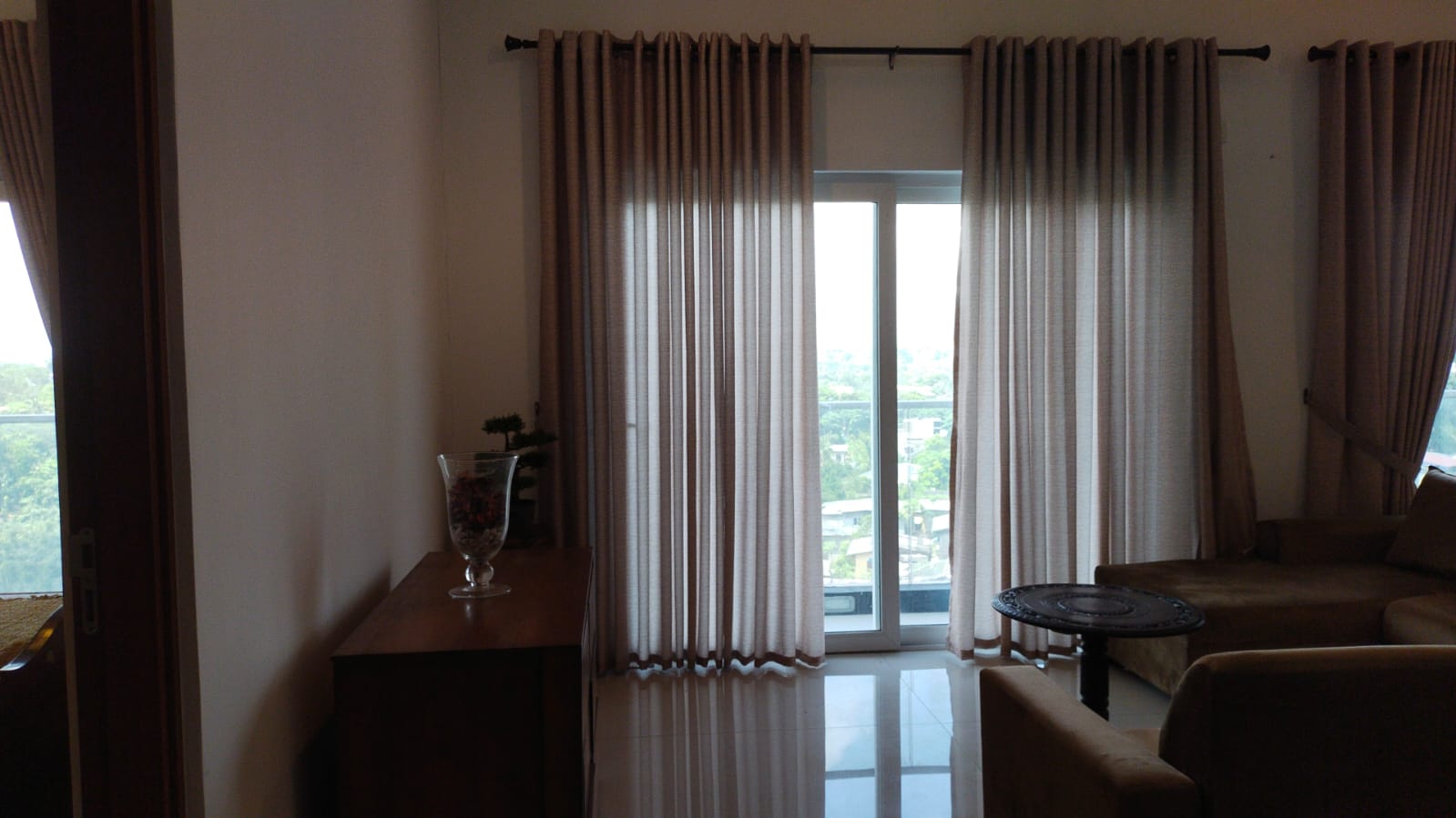 Furnished Apartment for Rent in Fairway Sky Gardens in Rajagiriya.