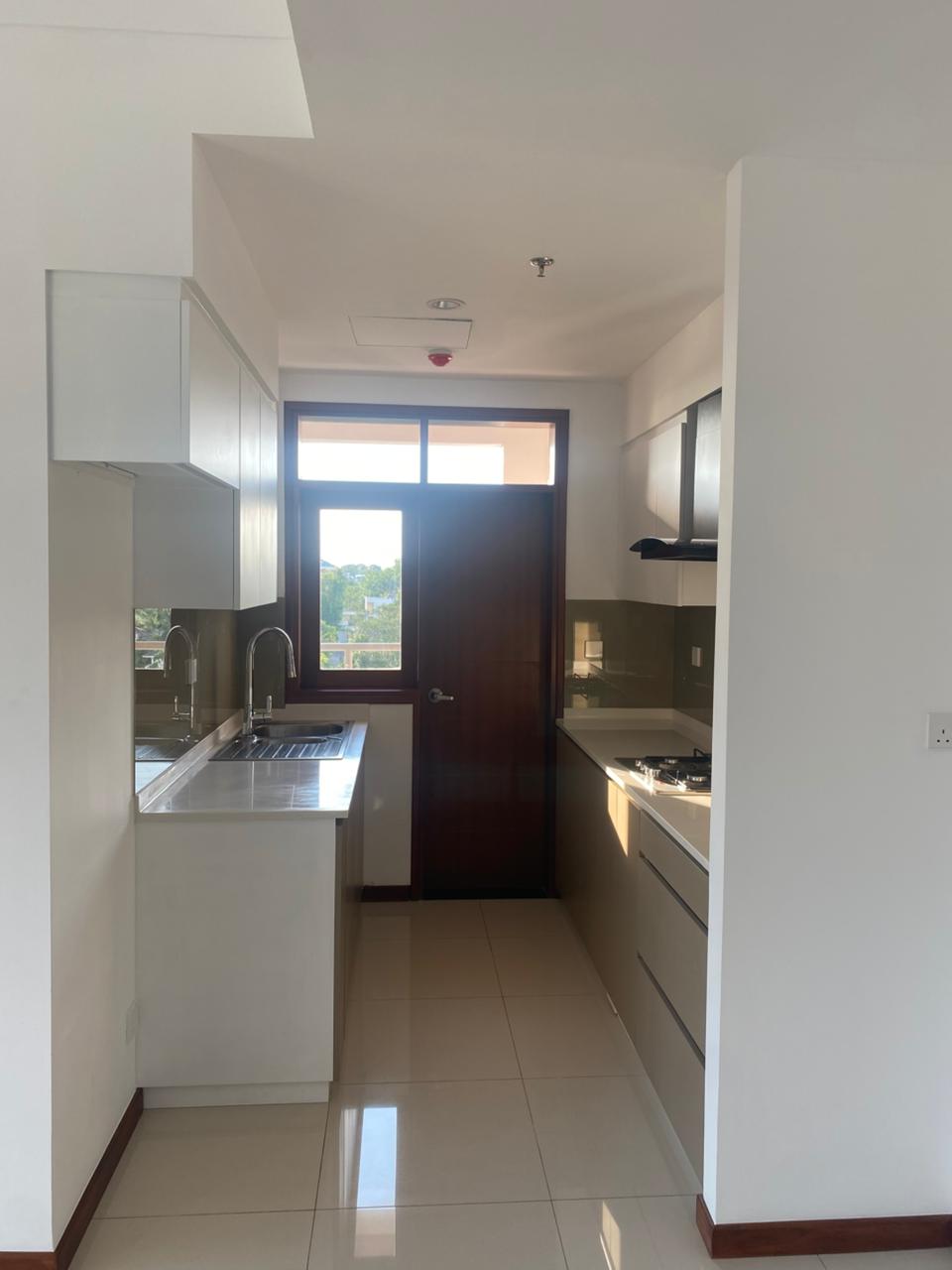 Brand New Apartment for Rent in Thalawathugoda. 