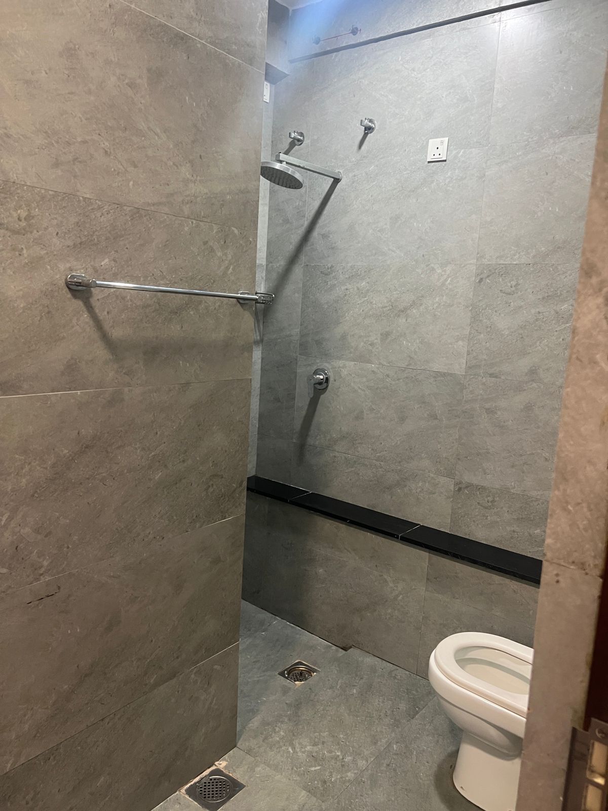 Apartment for Rent in Wellawatta, Colombo 6.