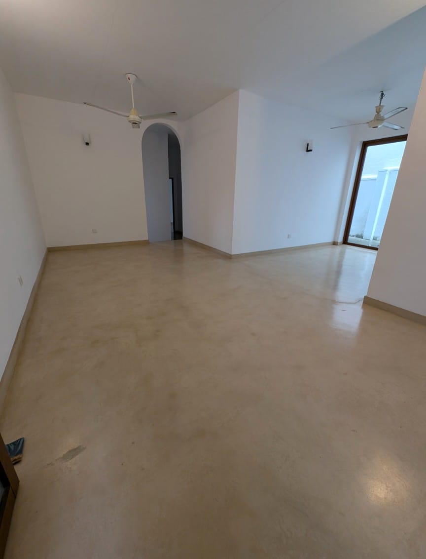 Spacious House for Rent in Battaramulla.