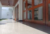 Family Home for Rent In Polhengoda, Colombo 5.