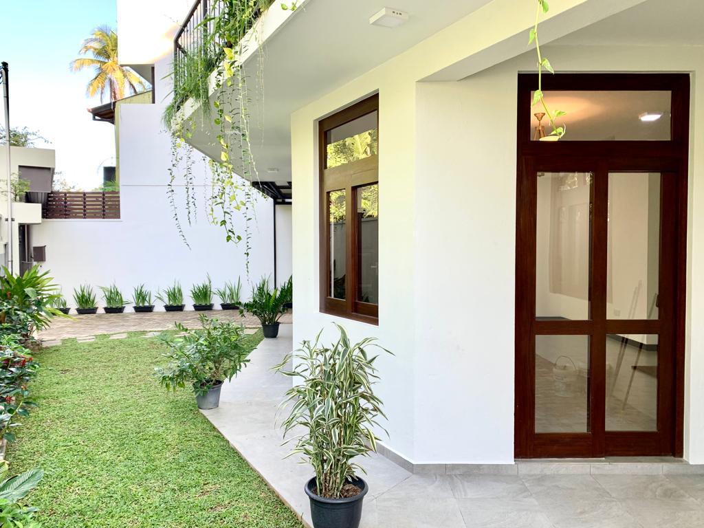 3-Storied House for Rent in Hokandara Road, Thalawatugoda.