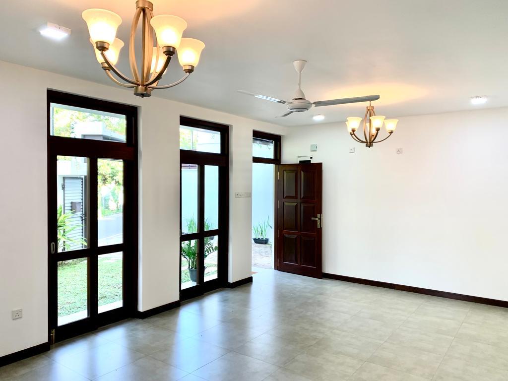 3-Storied House for Rent in Hokandara Road, Thalawatugoda.