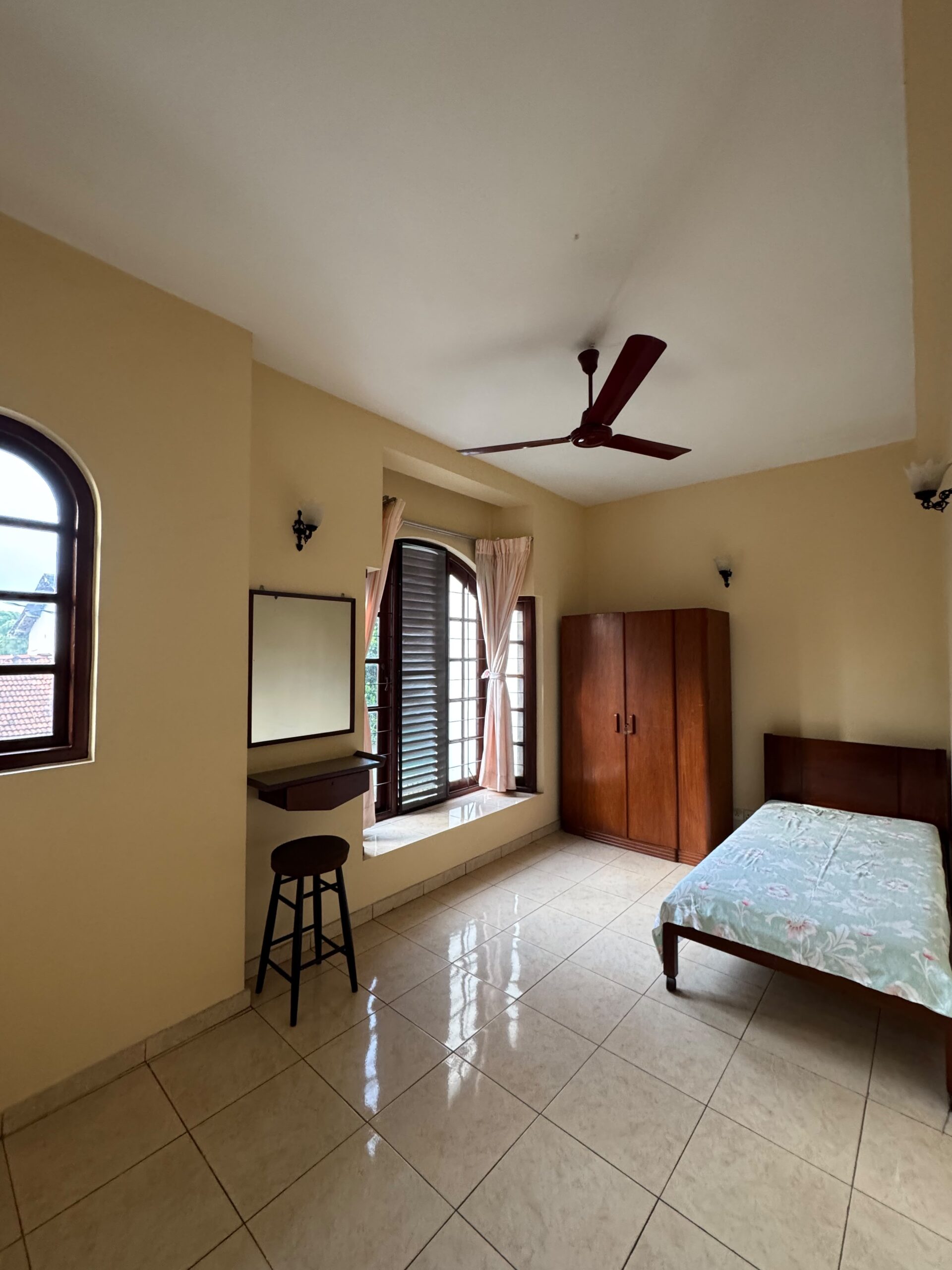 Two Storied Modern House for Rent in Nugegoda.