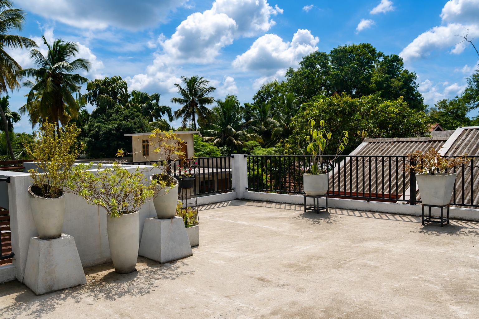 Modern House for Rent in Himbutana, Mulleriyawa.