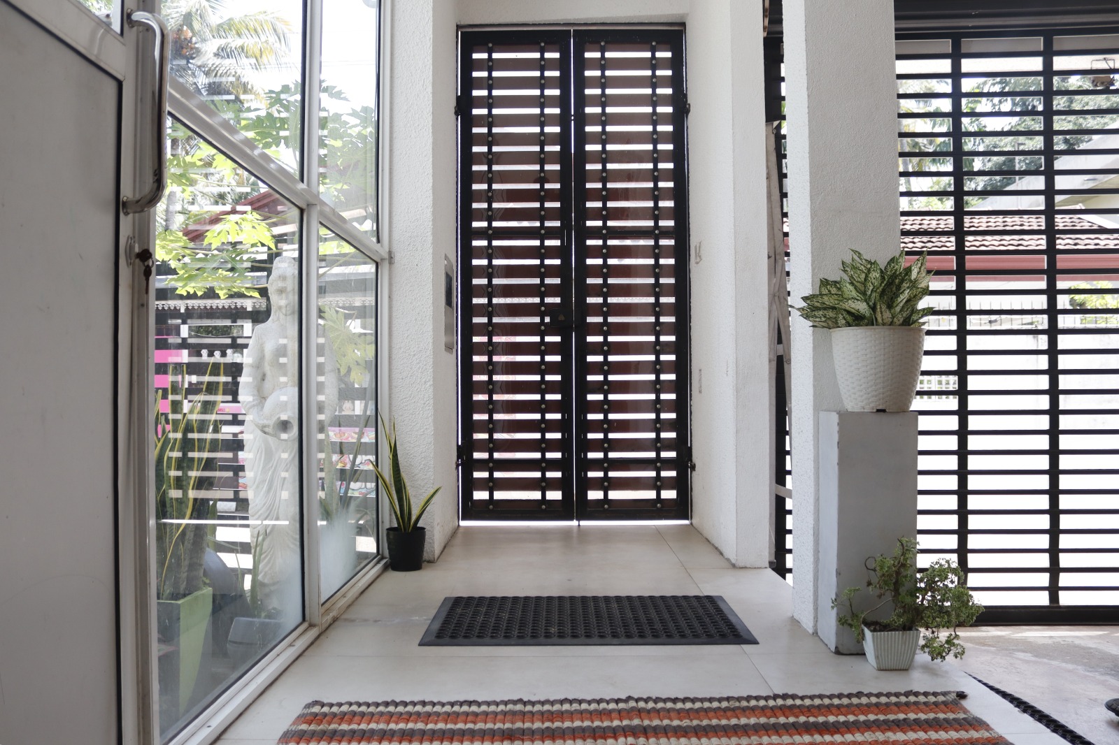 Modern House for Rent in Himbutana, Mulleriyawa.